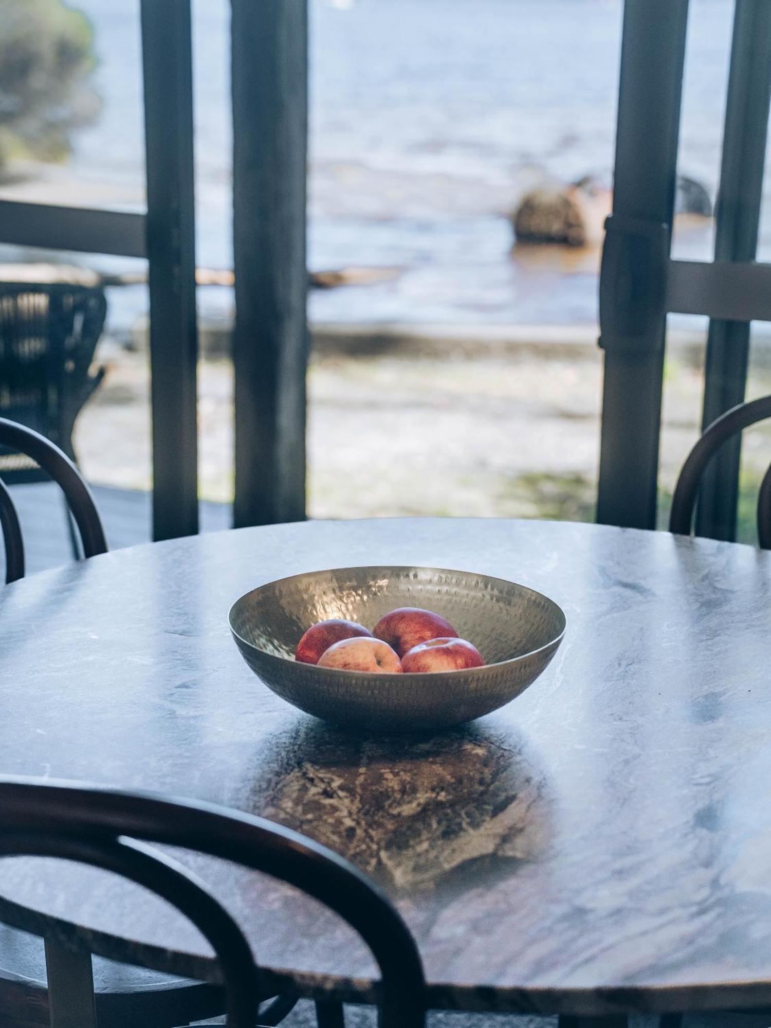 Risby Cove Boutique Hotel สตรอน ภายนอก รูปภาพ