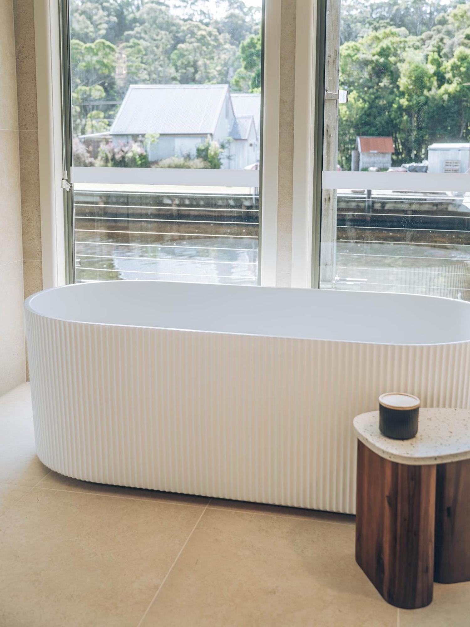 Risby Cove Boutique Hotel สตรอน ภายนอก รูปภาพ