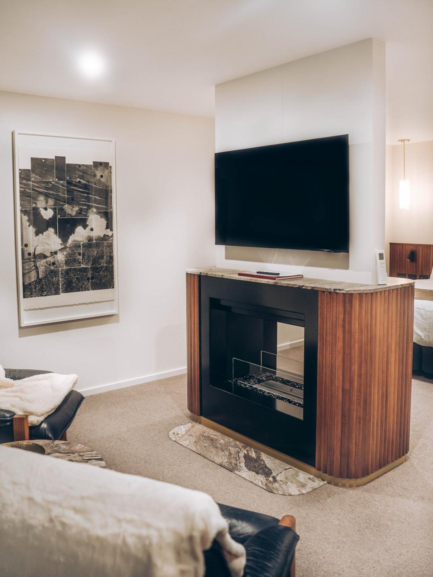 Risby Cove Boutique Hotel สตรอน ภายนอก รูปภาพ